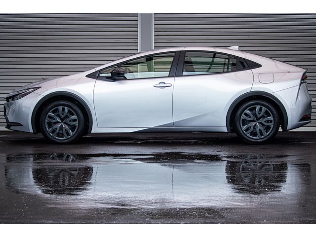 TOYOTA PRIUS 2024 Image 31