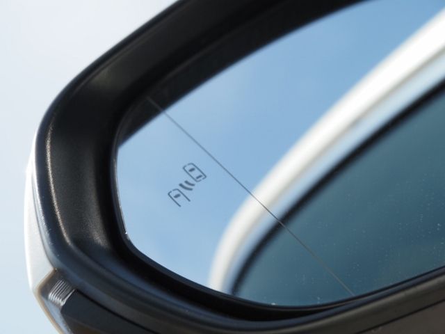 TOYOTA LEXUS NX350H 2023 Image 31