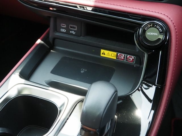 TOYOTA LEXUS NX350H 2023 Image 31