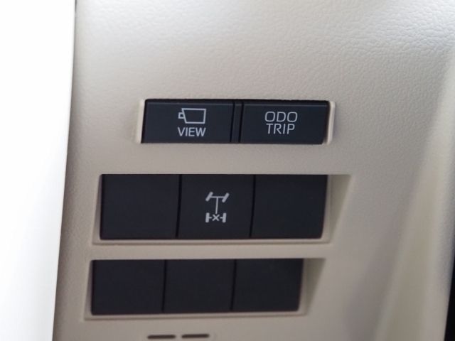 TOYOTA LANDCRUISER WAGON 2024 Image 31