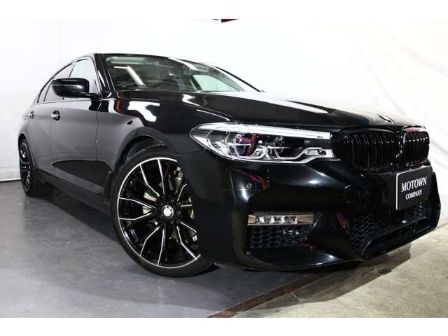 BMW 5SERIES SEDAN 2017 Image 31