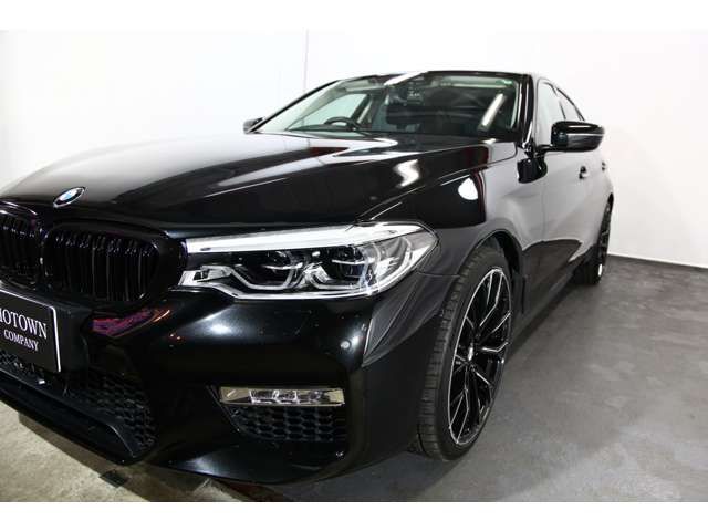 BMW 5SERIES SEDAN 2017 Image 31
