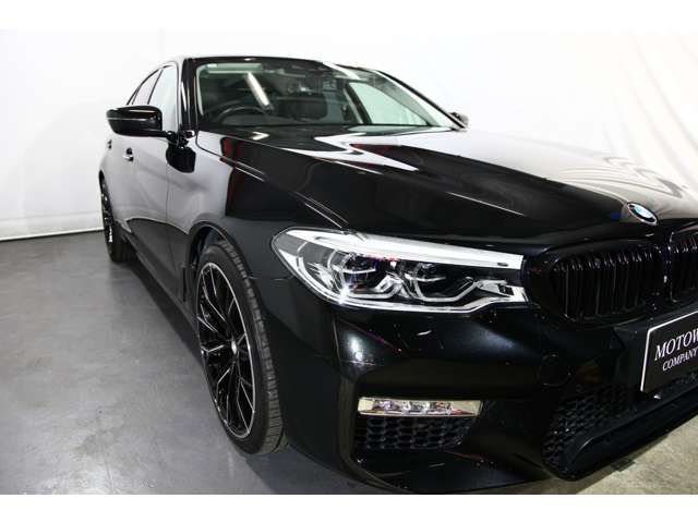 BMW 5SERIES SEDAN 2017 Image 31