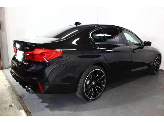 BMW 5SERIES SEDAN 2017 Image 31