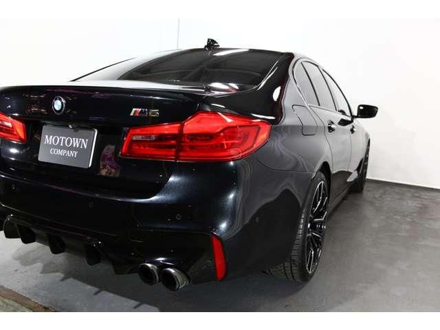 BMW 5SERIES SEDAN 2017 Image 31