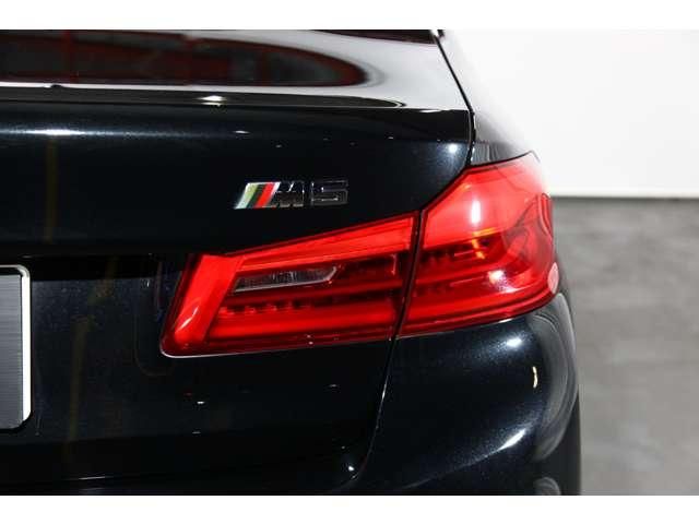 BMW 5SERIES SEDAN 2017 Image 31