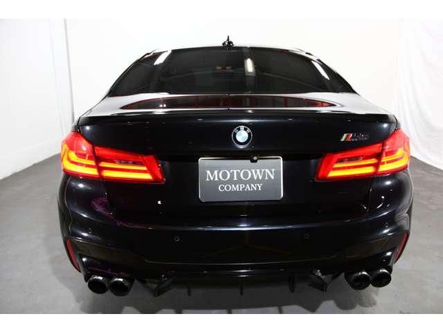 BMW 5SERIES SEDAN 2017 Image 31