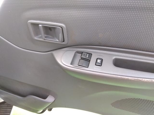 MAZDA BONGO VAN 2WD 2018 Image 31