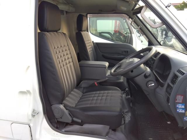 MAZDA BONGO VAN 2WD 2018 Image 31