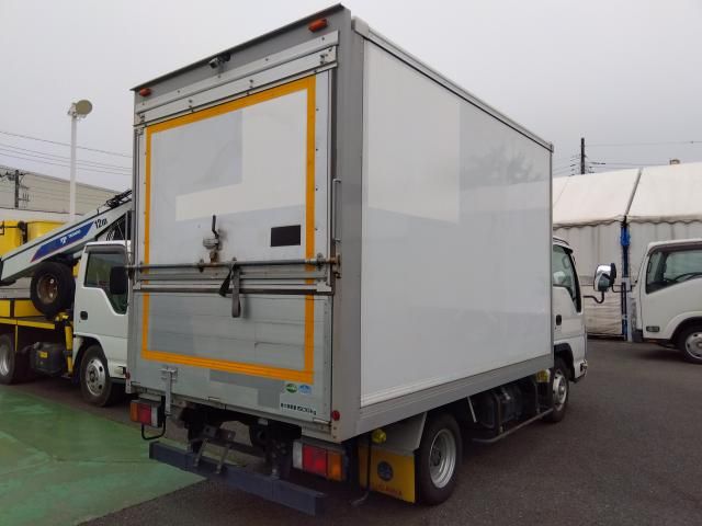 ISUZU ELF 2019 Image 31