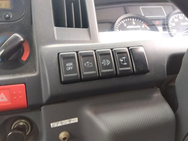 ISUZU ELF 2019 Image 31