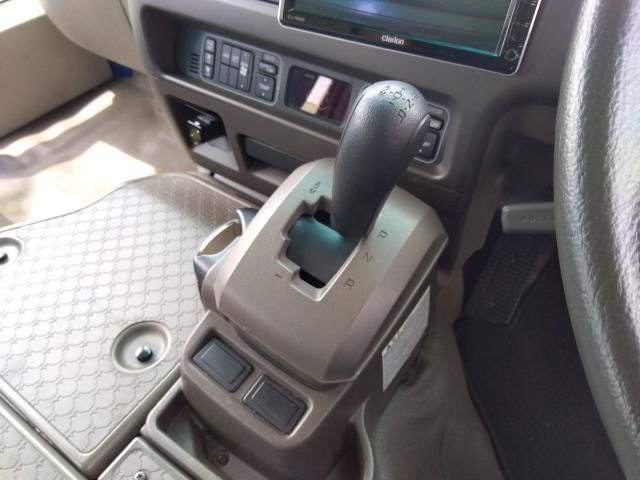 MITSUBISHI ROSA 2018 Image 31