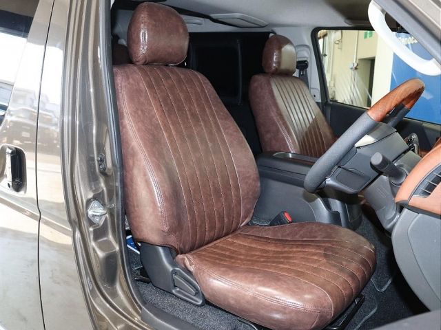 TOYOTA HIACE VAN 2WD 2022 Image 31