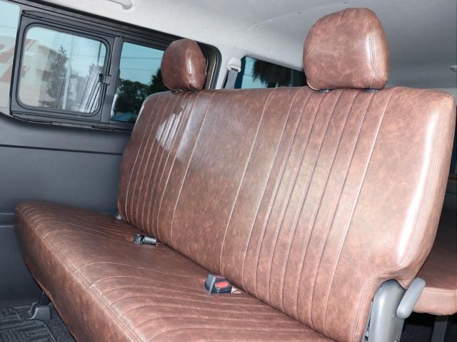 TOYOTA HIACE VAN 2WD 2022 Image 31