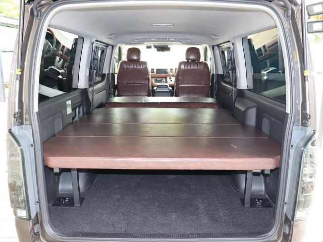 TOYOTA HIACE VAN 2WD 2022 Image 31