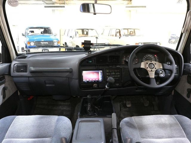 TOYOTA LANDCRUISER VAN 1994 Image 31