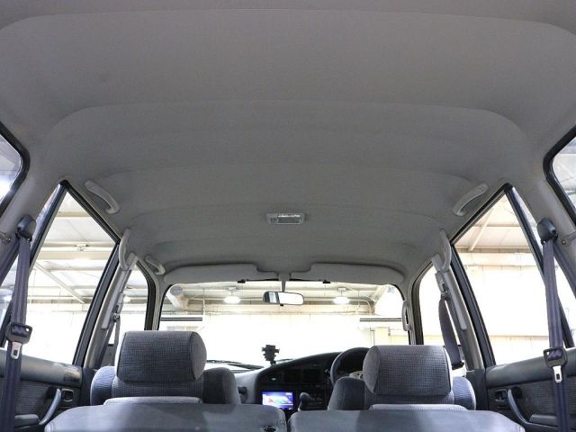 TOYOTA LANDCRUISER VAN 1994 Image 31