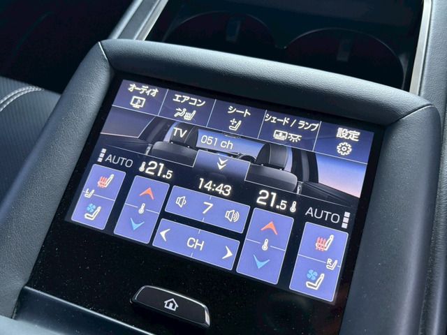 TOYOTA LEXUS LS500 2018 Image 31