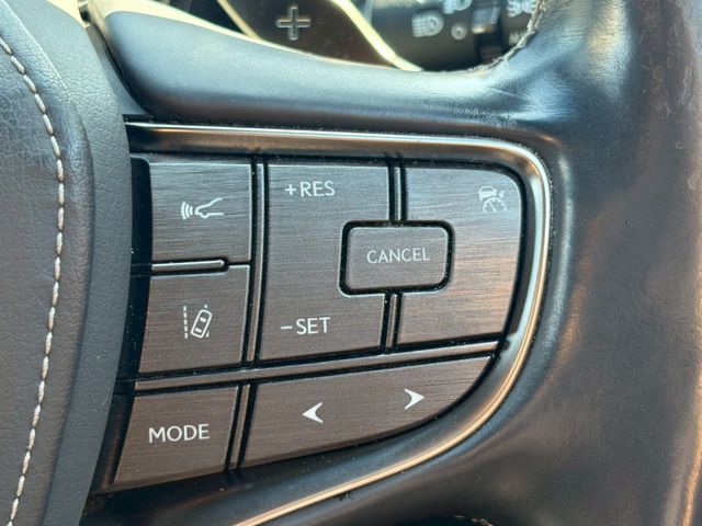 TOYOTA LEXUS LS500 2018 Image 31