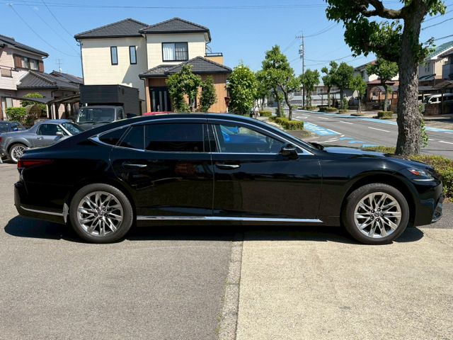 TOYOTA LEXUS LS500 2018 Image 31