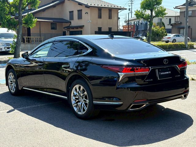 TOYOTA LEXUS LS500 2018 Image 31