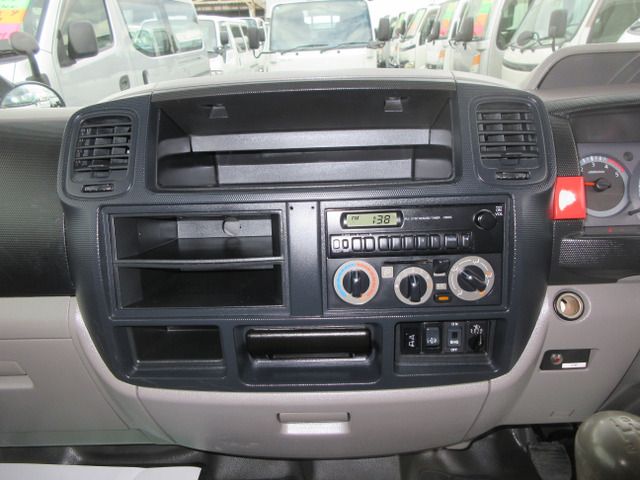 NISSAN ATLAS 2012 Image 31