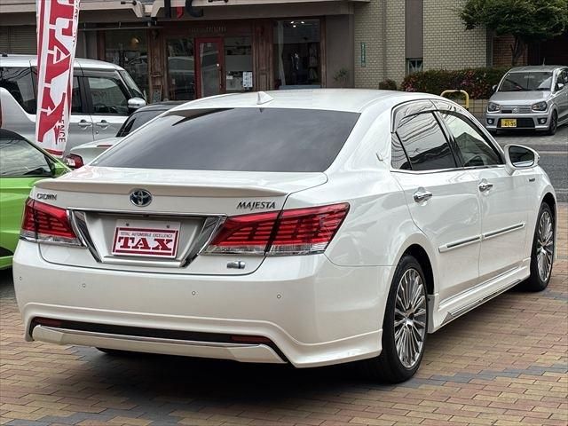 TOYOTA CROWN MAJESTA HYBRID 2016 Image 31