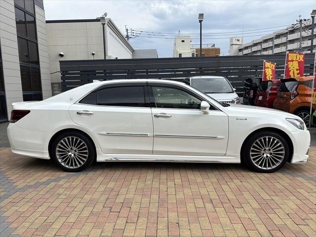 TOYOTA CROWN MAJESTA HYBRID 2016 Image 31