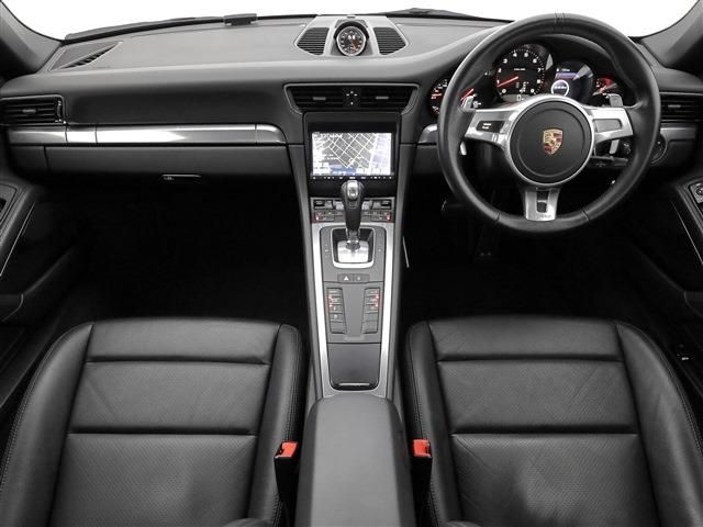 PORSCHE 911 2014 Image 31