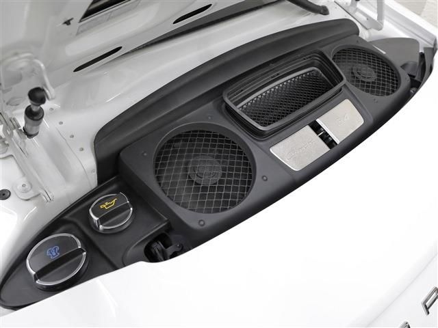 PORSCHE 911 2014 Image 31