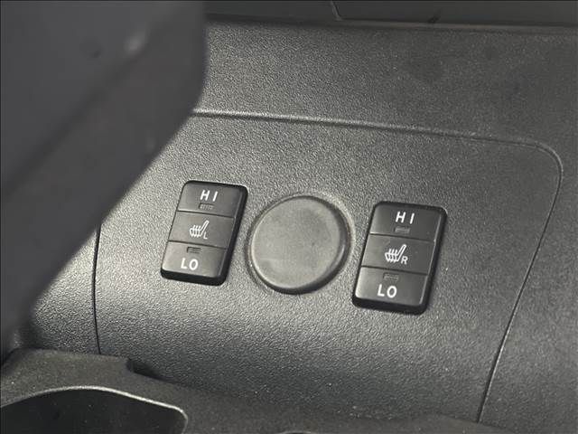 TOYOTA PRIUS PHV 2012 Image 31