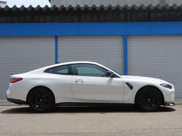 BMW M4 2022 Image 31