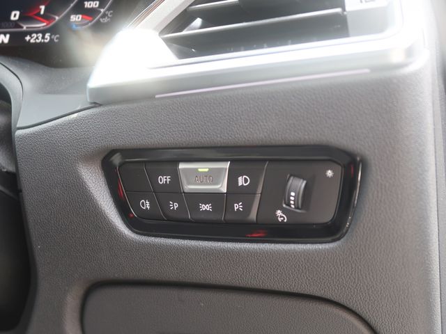 BMW M4 2022 Image 31