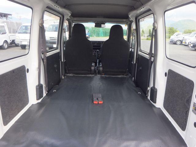 TOYOTA PIXIS VAN 4WD 2019 Image 31