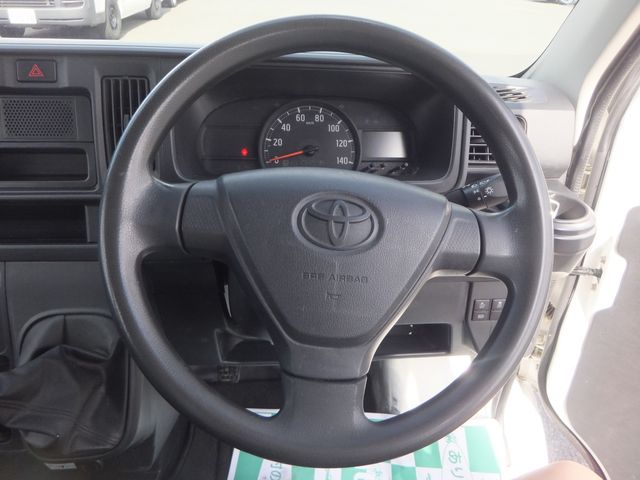 TOYOTA PIXIS VAN 4WD 2019 Image 31