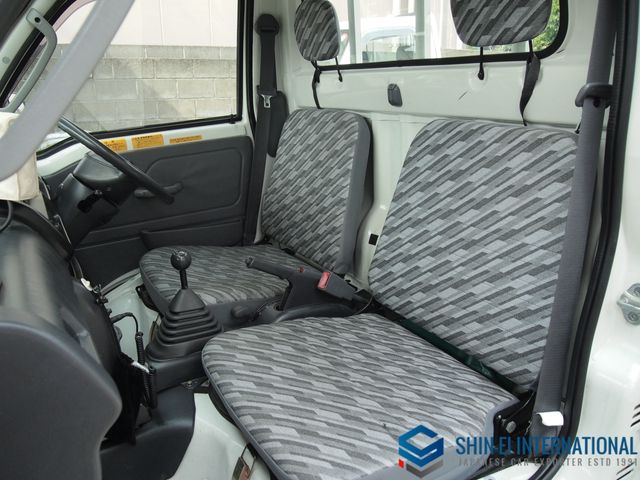 DAIHATSU HIJET TRUCK 4WD 2001 Image 31