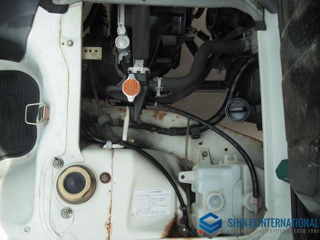 DAIHATSU HIJET TRUCK 4WD 2001 Image 31