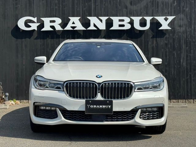 BMW 7SERIES 2017 Image 31