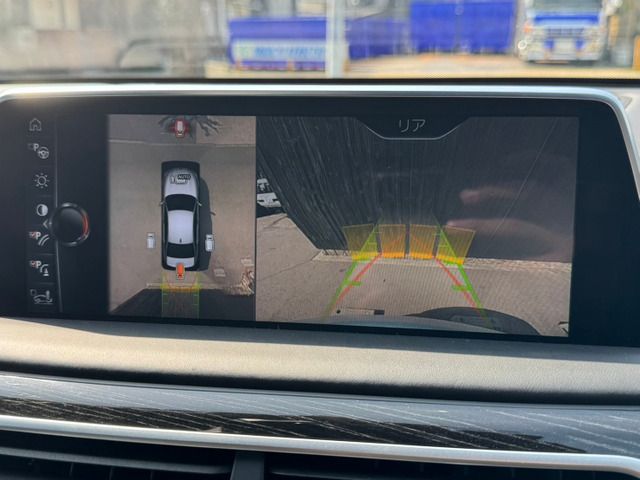 BMW 7SERIES 2017 Image 31