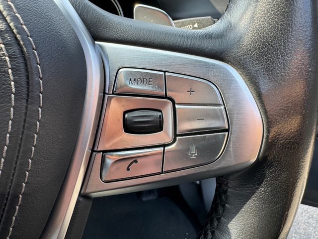 BMW 7SERIES 2017 Image 31