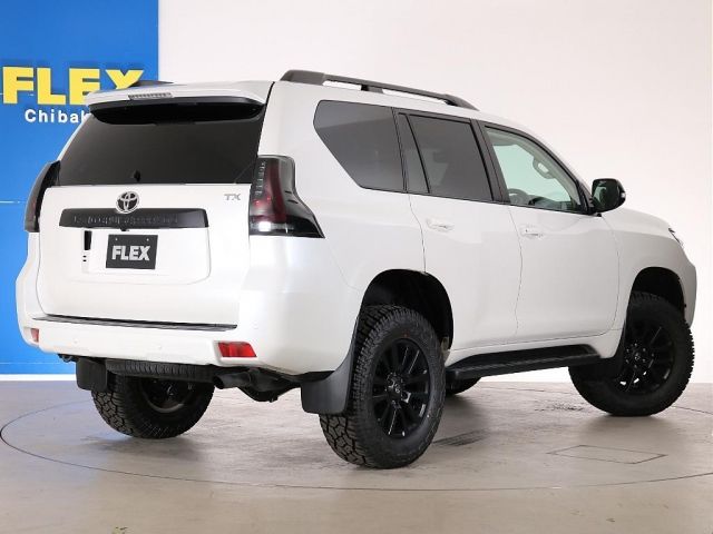 TOYOTA LANDCRUISER PRADO 2022 Image 31