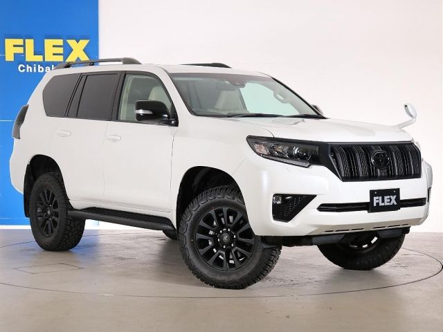 TOYOTA LANDCRUISER PRADO 2022 Image 31