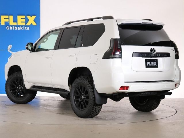 TOYOTA LANDCRUISER PRADO 2022 Image 31