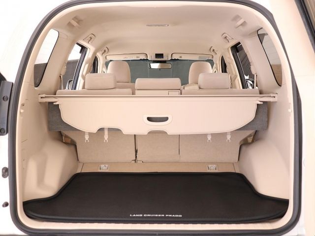 TOYOTA LANDCRUISER PRADO 2019 Image 31