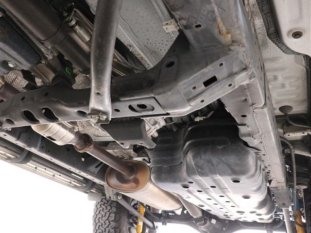 TOYOTA LANDCRUISER PRADO 2019 Image 31