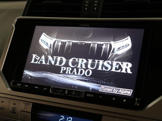 TOYOTA LANDCRUISER PRADO 2019 Image 31