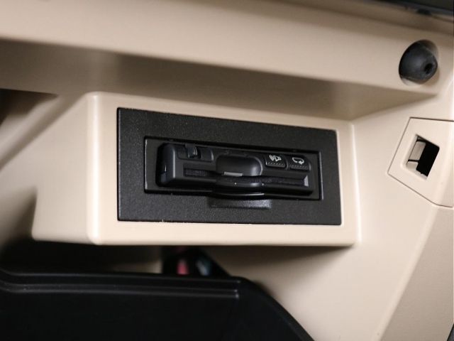 TOYOTA LANDCRUISER PRADO 2019 Image 31