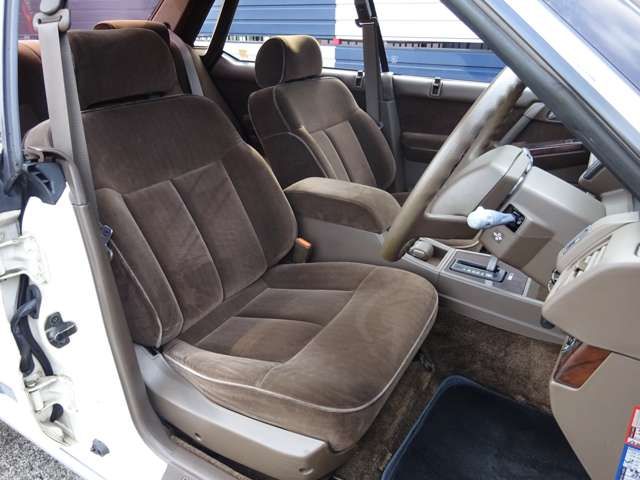 NISSAN GLORIA HARDTOP 1989 Image 31