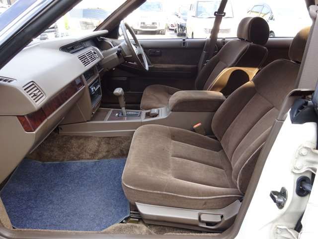 NISSAN GLORIA HARDTOP 1989 Image 31