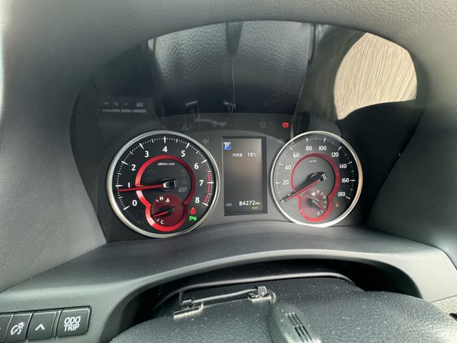 TOYOTA VELLFIRE 4WD 2018 Image 31